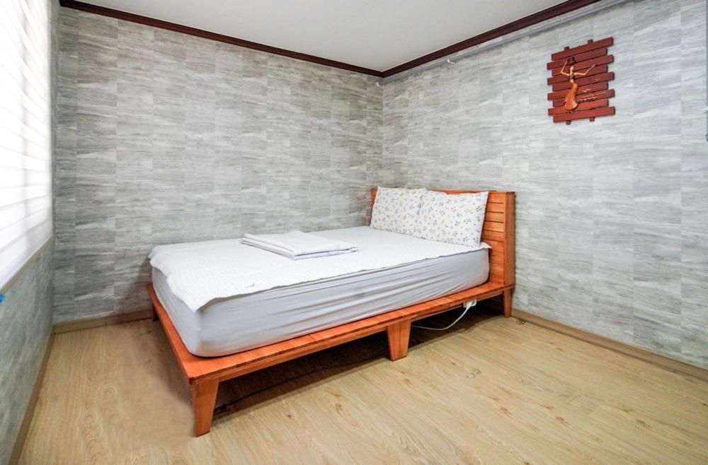 Page Pension Inje Room photo